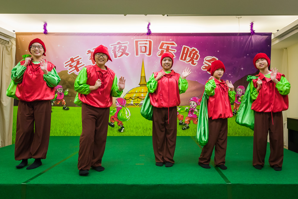 Bliss child on stage during Bliss Eve at Jen Chen Buddhist Blissful Culture Centre